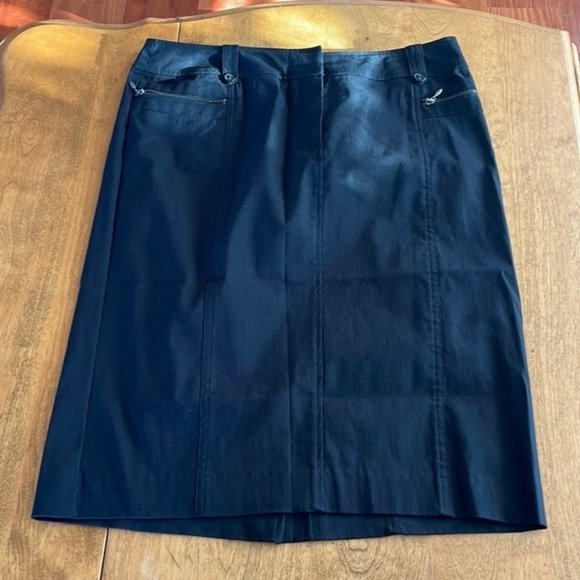 BLACK Stretch Skirt. 23.5 “. Black. New Without Tags. - Picture 1 of 4